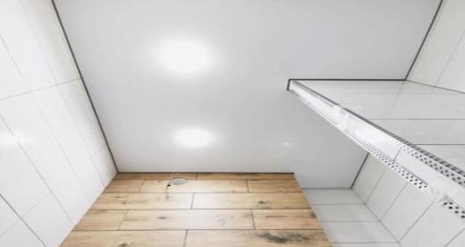 Теневой натяжной потолок